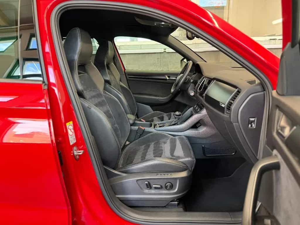 Skoda Kodiaq Sportline 5 J. Garantie 4xSHZ AHK CARPL. 03/2019-photo-18