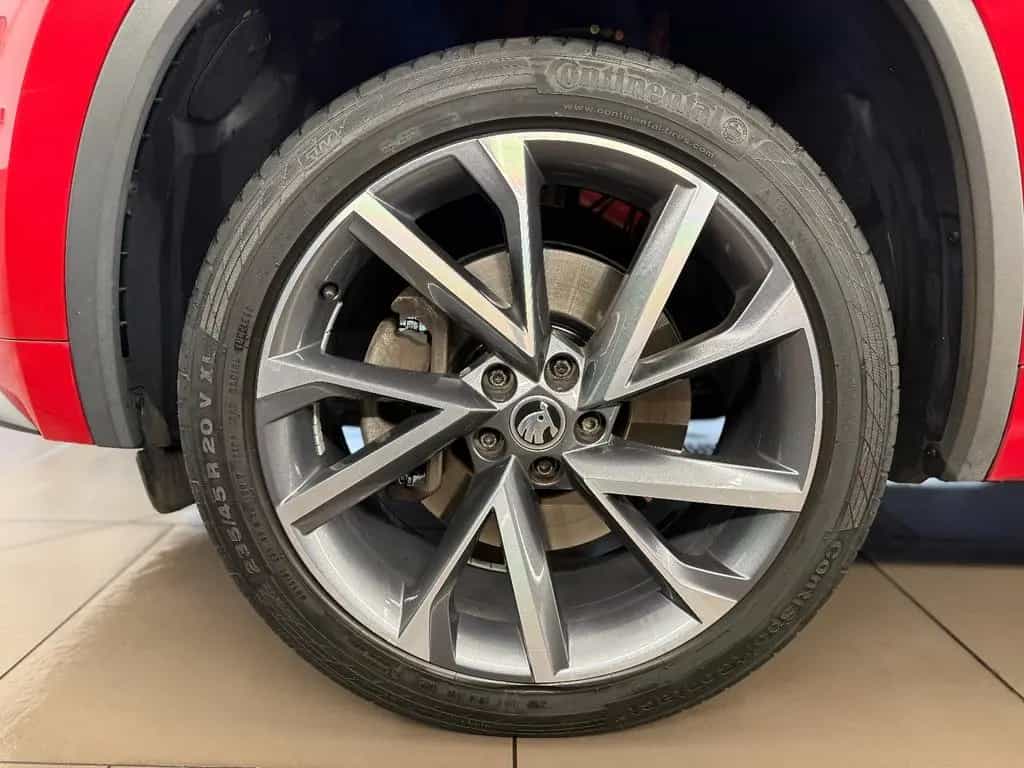 Skoda Kodiaq Sportline 5 J. Garantie 4xSHZ AHK CARPL. 03/2019-photo-26