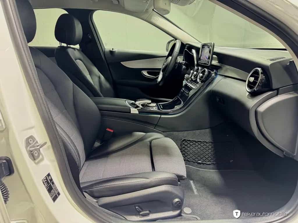 Mercedes-Benz C-Class 250 Avantgarde *LED*Navi*Automatik* 12/2017-photo-8