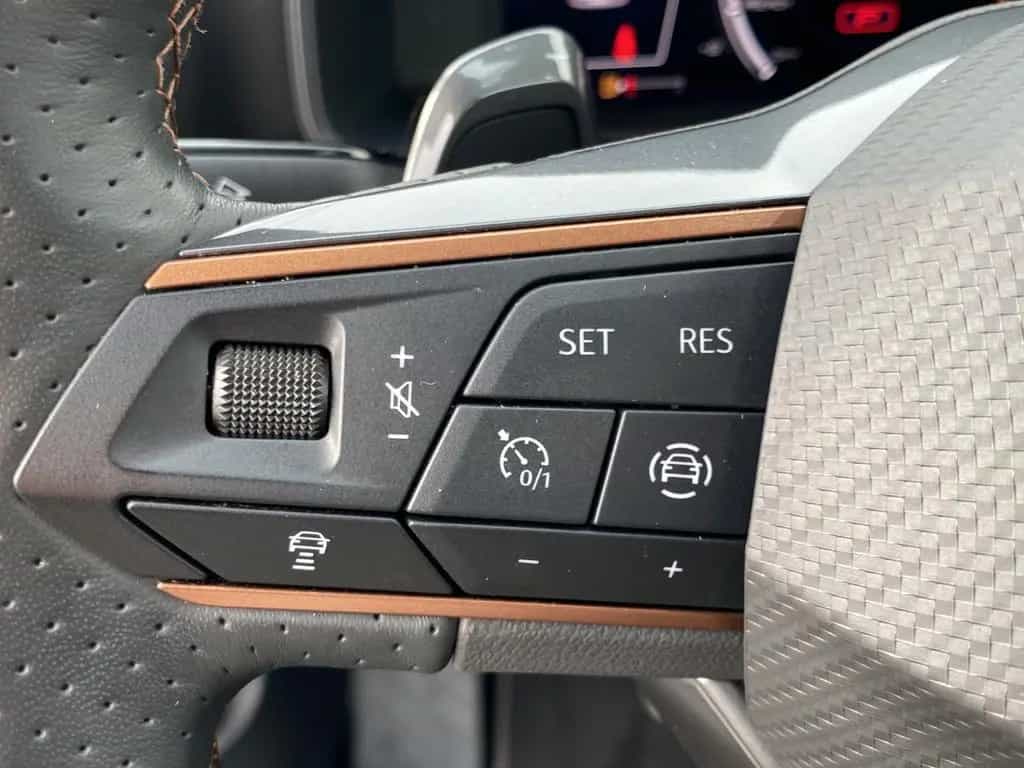 Cupra Formentor 1.5 TSI DSG *Kamera*Virtual*28.000KM* 01/2023-photo-24