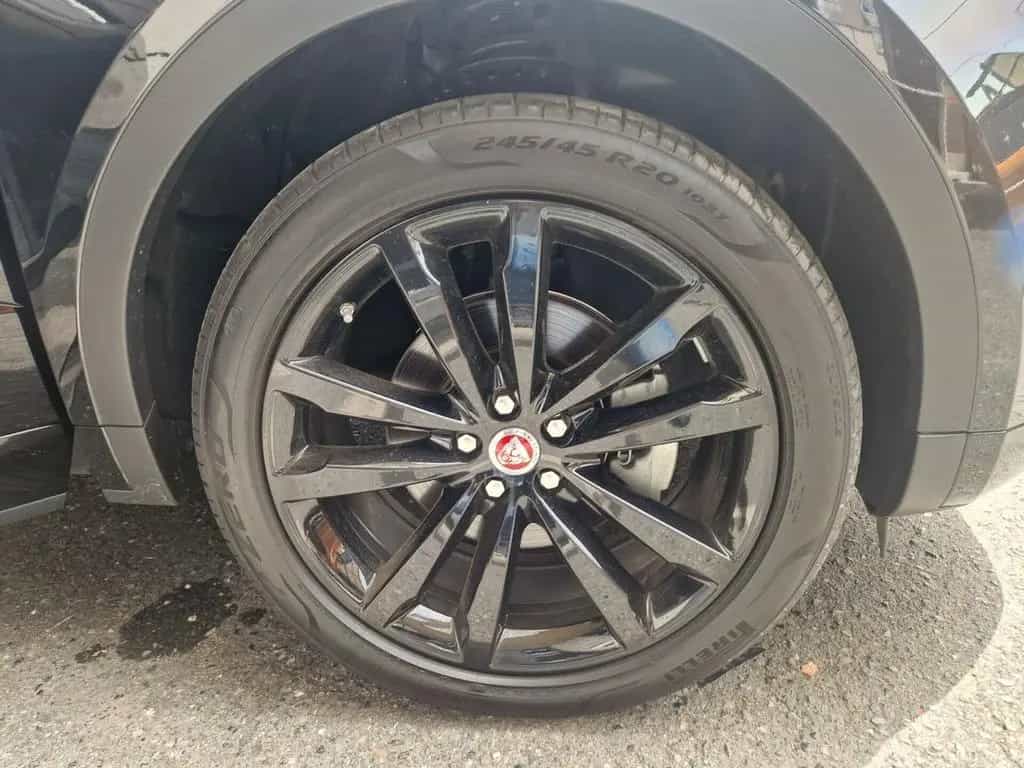 Jaguar E-Pace 2.0D 150 CV AWD aut. R-Dynamic 14. 02/2019-photo-9