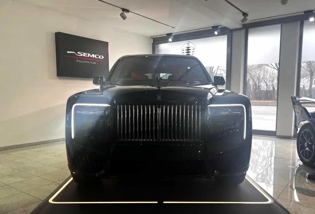 Rolls-Royce Cullinan / BALCK BADGE/FACELIFT/MY26/MANDARIN null-photo-2