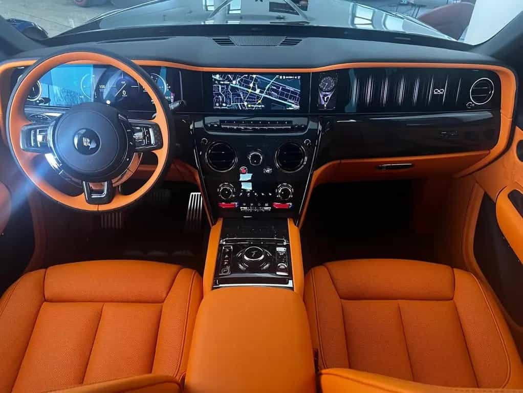 Rolls-Royce Cullinan / BALCK BADGE/FACELIFT/MY26/MANDARIN null-photo-7