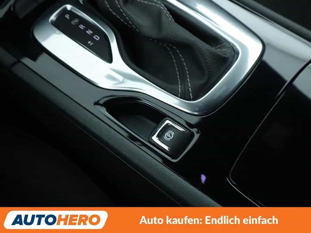 Opel Insignia 2.0 CDTI Elegance Aut*NAV*LED*TEMPO*AHK 11/2022-photo-24