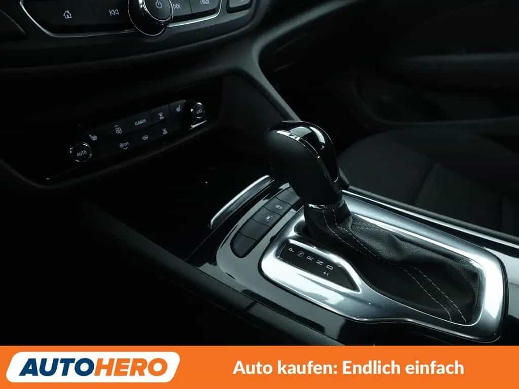 Opel Insignia 2.0 CDTI Elegance Aut*NAV*LED*TEMPO*AHK 11/2022-photo-25