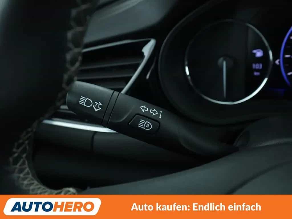Opel Insignia 2.0 CDTI Elegance Aut*NAV*LED*TEMPO*AHK 11/2022-photo-27