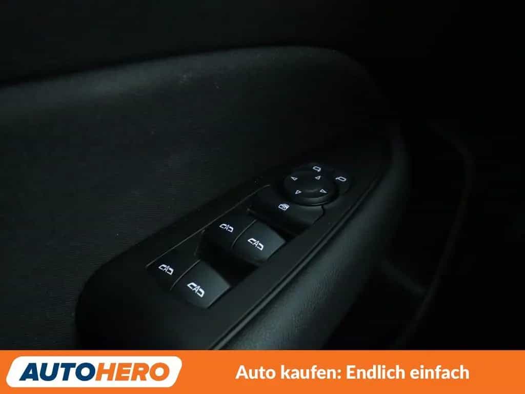 Opel Insignia 2.0 CDTI Elegance Aut*NAV*LED*TEMPO*AHK 11/2022-photo-32