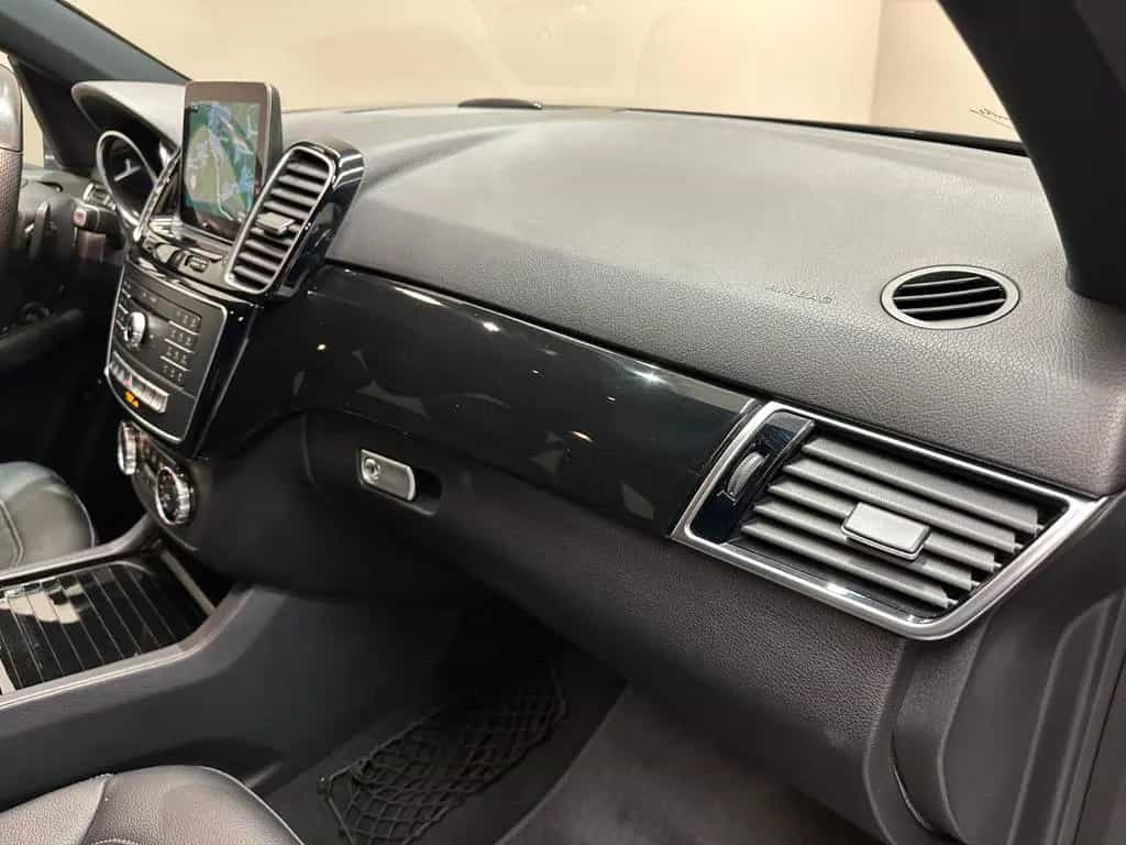 Mercedes-Benz GLE-Class 4Matic **1.HAND*STD-HZ*DISTR*LED** 05/2018-photo-18