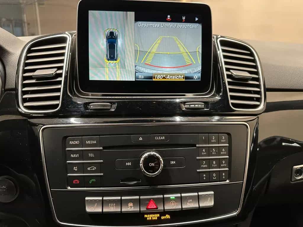 Mercedes-Benz GLE-Class 4Matic **1.HAND*STD-HZ*DISTR*LED** 05/2018-photo-22