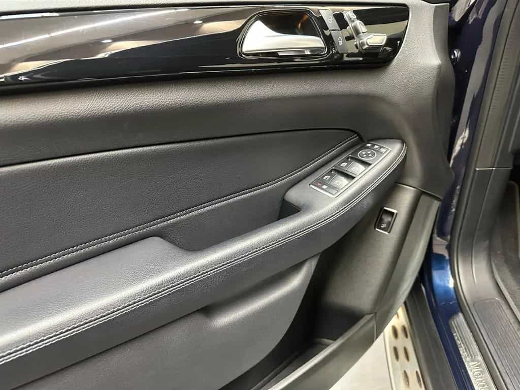 Mercedes-Benz GLE-Class 4Matic **1.HAND*STD-HZ*DISTR*LED** 05/2018-photo-9