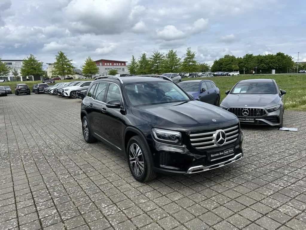 Mercedes-Benz GLB 180 PROGRESSIVE+PANO+KAM+LED+SHD+NAVI+PDC 01/2025-photo-3