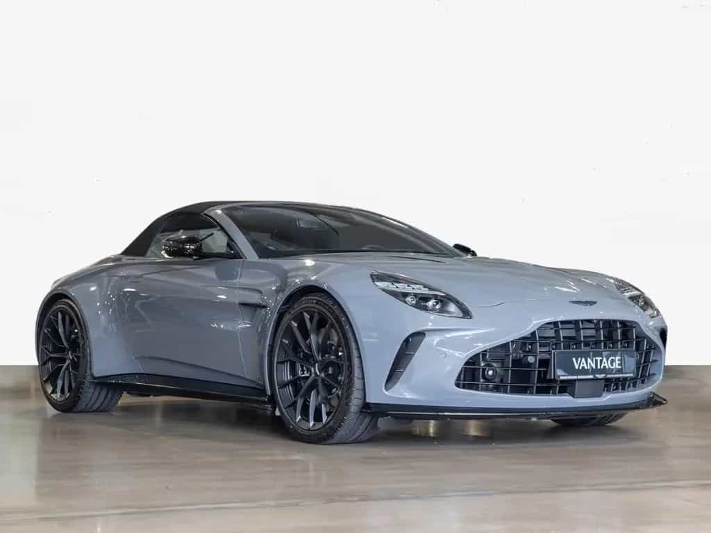 Aston Martin V8 Vantage Roadster Aston Martin Hamburg 01/2026-photo-23