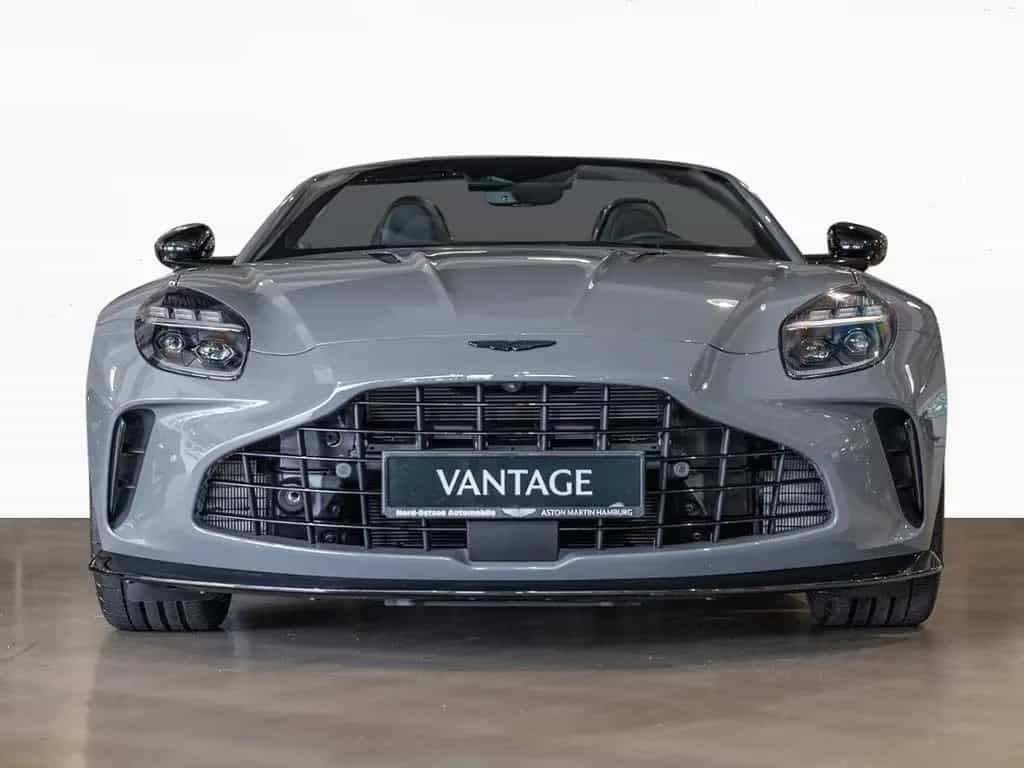 Aston Martin V8 Vantage Roadster Aston Martin Hamburg 01/2026-photo-6