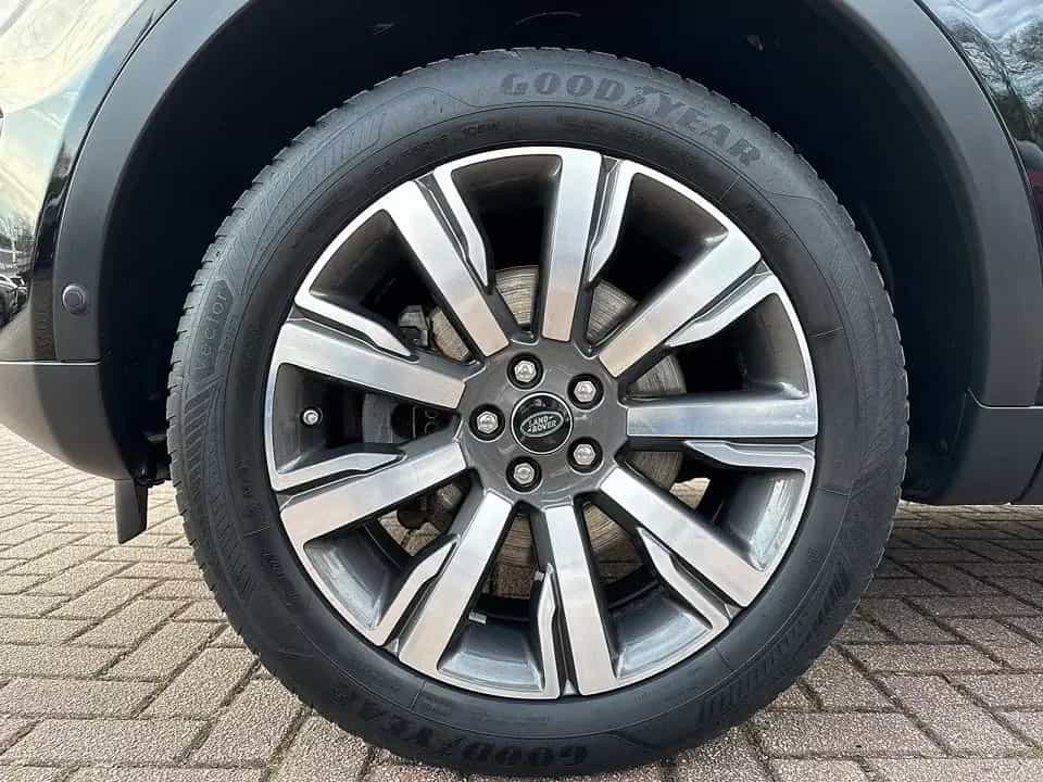 Land Rover Discovery Sport 2.0 HSE Luxury *Navi*Leder*Rückf 05/2019-photo-4