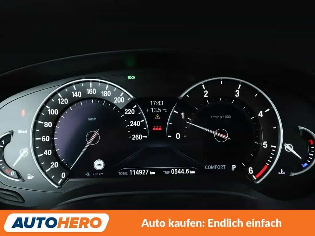 BMW 5 Series 520d M Sport Aut.*NAVI*LED*HUD*TEMPO*CAM*PDC*SHZ 10/2019-photo-19