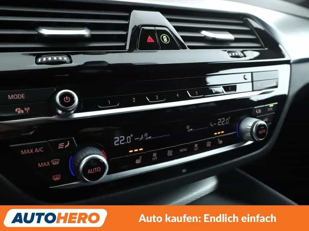 BMW 5 Series 520d M Sport Aut.*NAVI*LED*HUD*TEMPO*CAM*PDC*SHZ 10/2019-photo-23