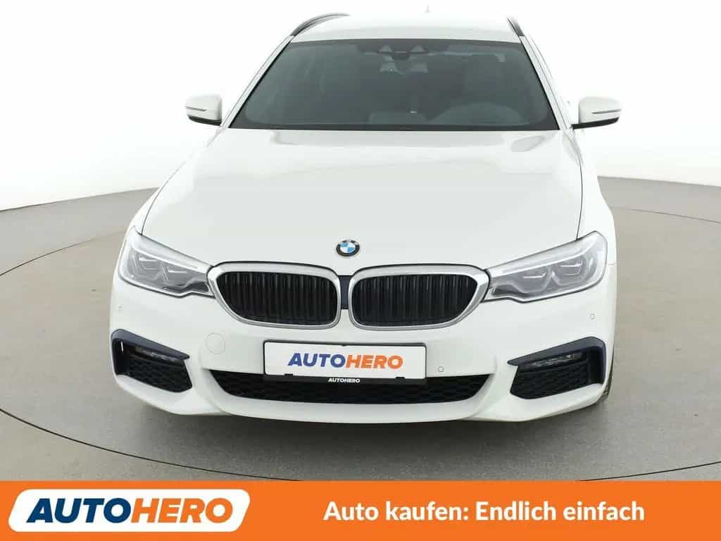 BMW 5 Series 520d M Sport Aut.*NAVI*LED*HUD*TEMPO*CAM*PDC*SHZ 10/2019-photo-8