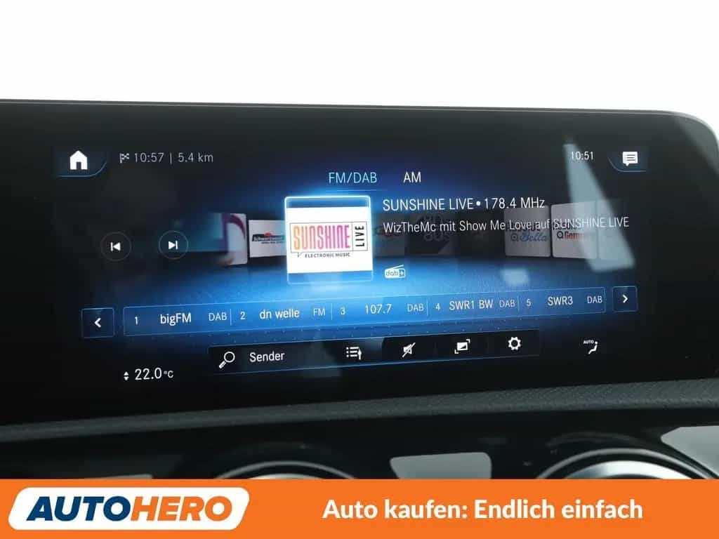 Mercedes-Benz A-Class 180 AMG Line Aut.*NAVI*CAM*LED*PDC*SHZ*TEMPO* 10/2020-photo-20