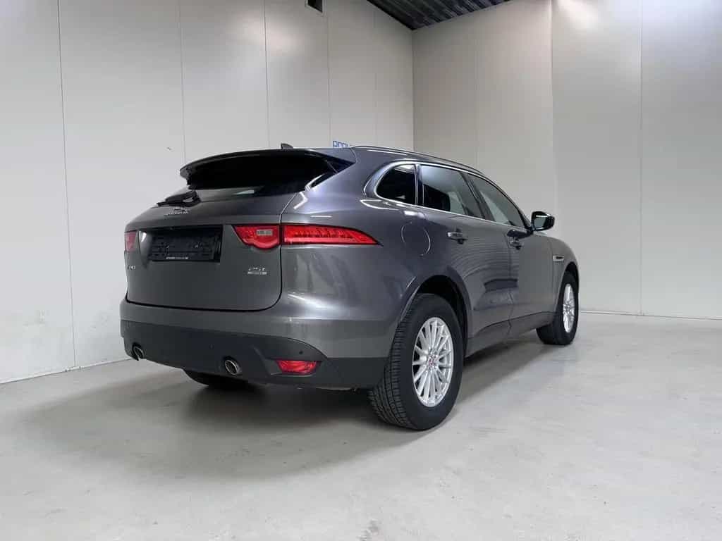 Jaguar F-Pace 2.0 Benzine AWD Autom. - Pano - Topstaat! 12/2018-photo-2