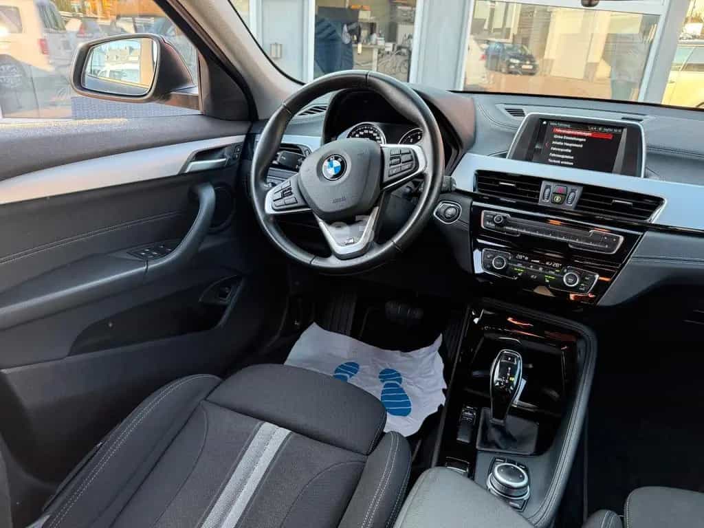 BMW X2 sDrive 20i Advantage;AUTOMATIK;AHK;LED;TEMPO 07/2019-photo-11