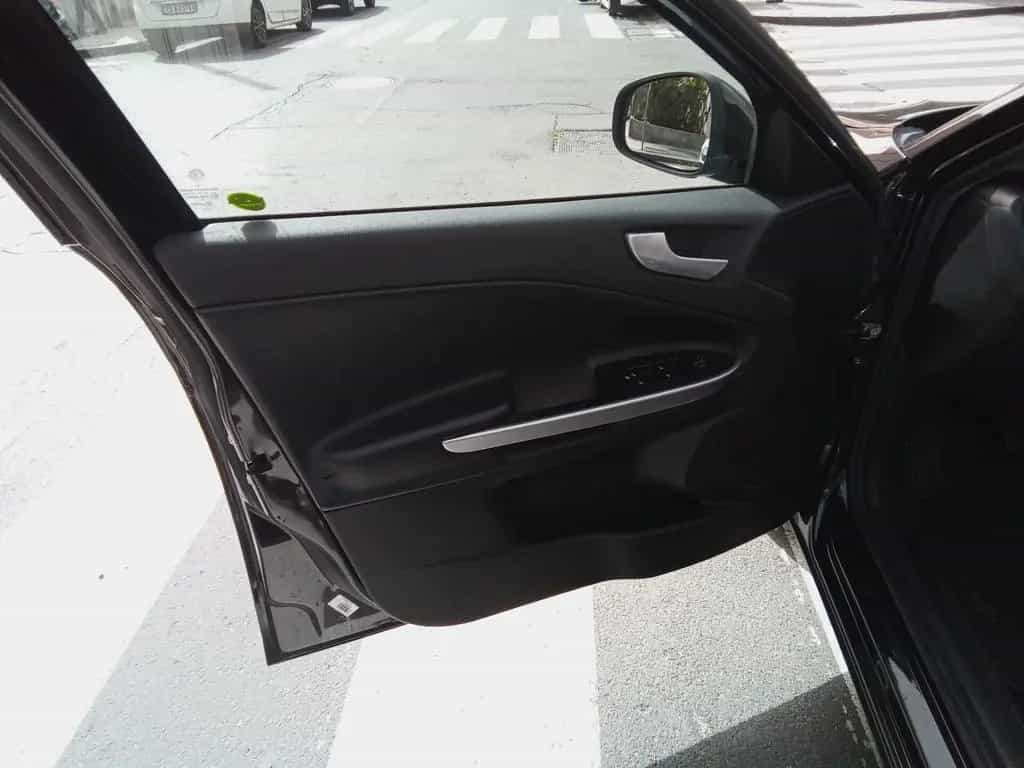 Alfa Romeo Giulietta 1.4 Turbo 105 CV Progressio 07/2013-photo-14