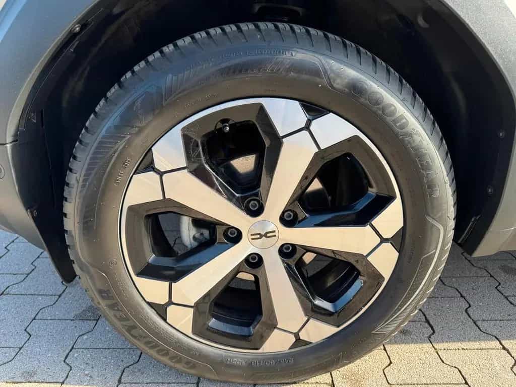 Dacia Duster Journey TCe 130 2WD | KAMERA | KLIMA 05/2025-photo-19