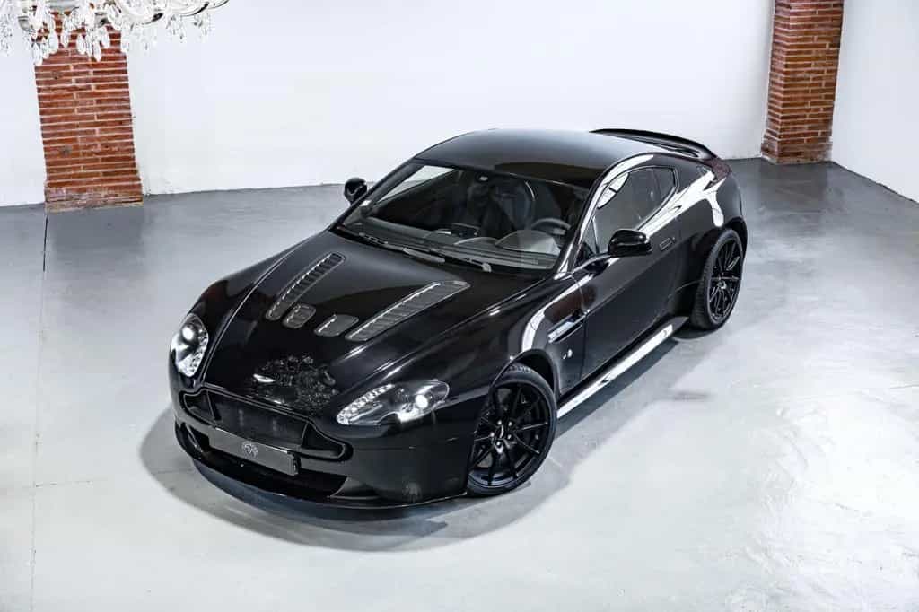 Aston Martin V12 Vantage S 03/2016-photo-1
