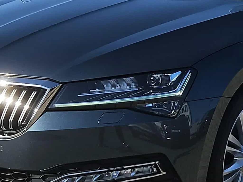 Skoda Superb 2.0 TSI DSG Style/NAVI/LED/ACC/DAB+/AHK 01/2022-photo-4
