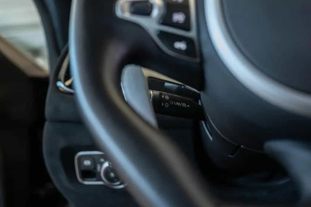 Aston Martin V8 Vantage 4.0 05/2021-photo-22