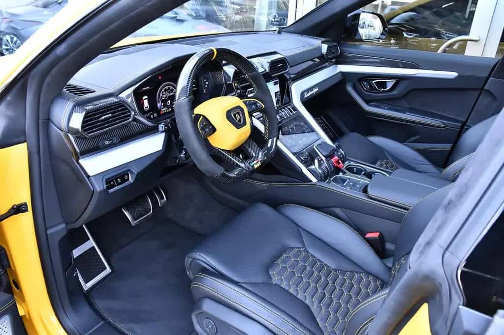 Lamborghini Urus 4.0 V8 Exclusive B&O Pano Night .Vision 01/2021-photo-13