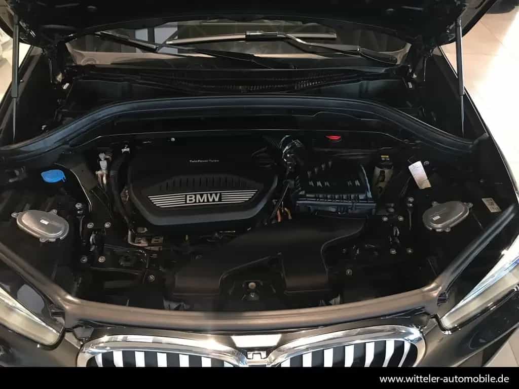 BMW X1 xDrive20d xLine LED/AHK/HUD/NAVI/Rückfahrk. 10/2019-photo-17