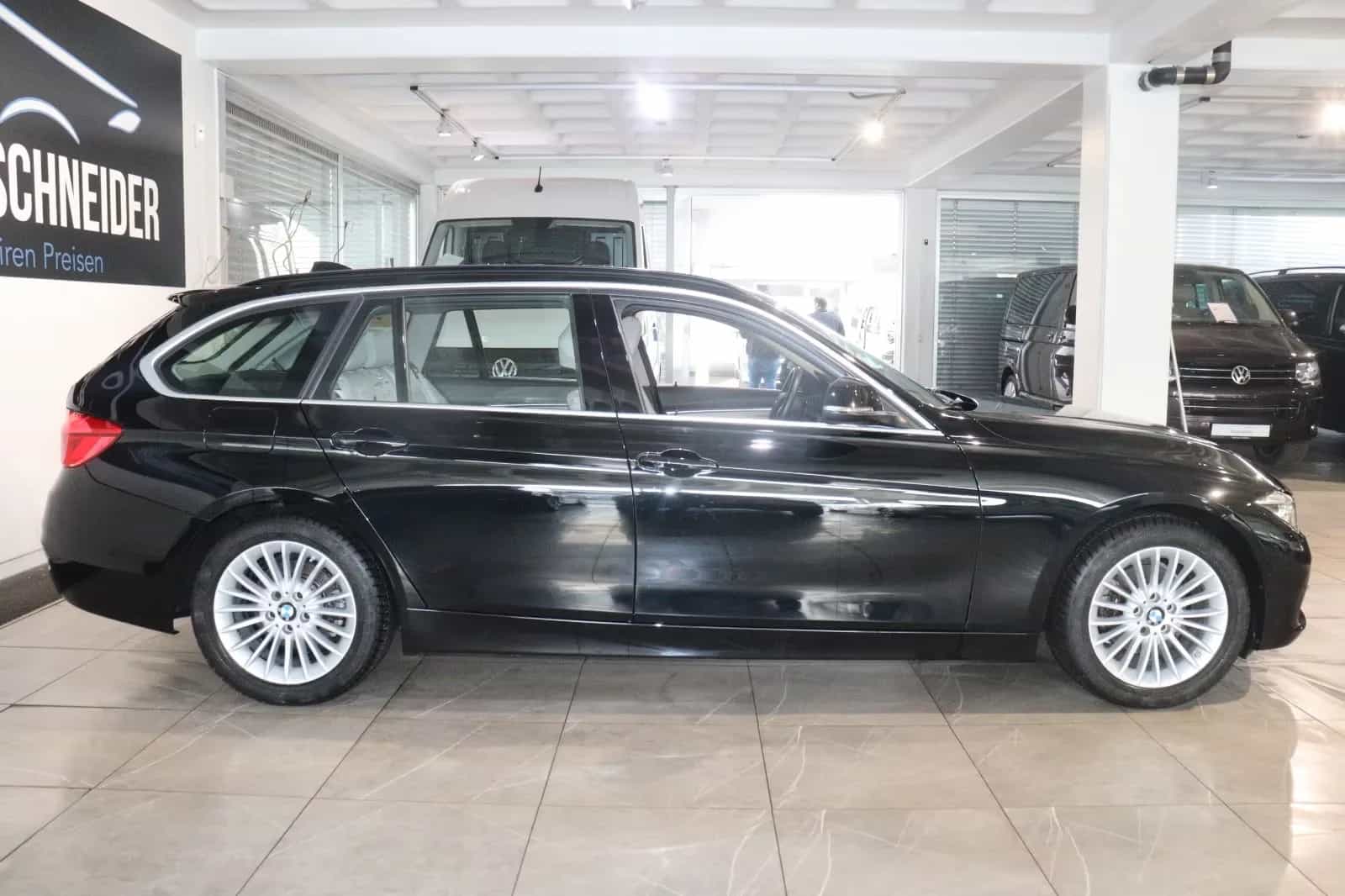 BMW 3 Series 320 i Luxury Line Purity *Automatik*Erst 60tkm* 01/2019-photo-4