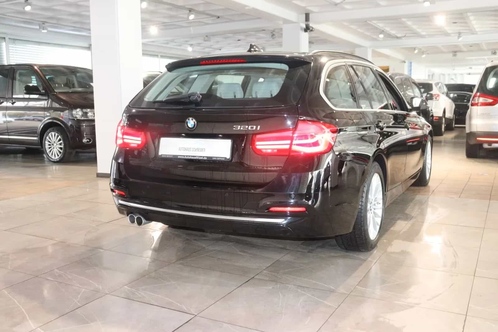 BMW 3 Series 320 i Luxury Line Purity *Automatik*Erst 60tkm* 01/2019-photo-7