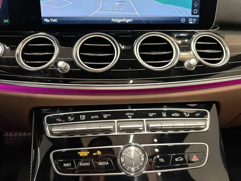 Mercedes-Benz E-Class AMG T 4M+ **BURMESTER*DISTR+*PANO*STD-HZ** 02/2019-photo-26