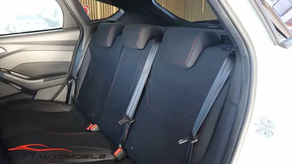 Ford Focus ECO Boost 1.0 ST Line 8xBereift 05/2017-photo-17