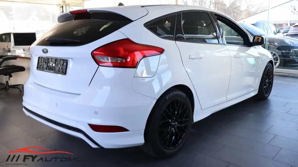 Ford Focus ECO Boost 1.0 ST Line 8xBereift 05/2017-photo-7