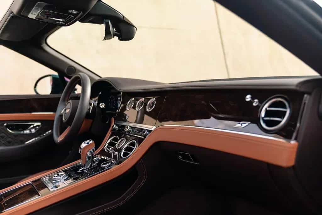 Bentley Continental GTC S 03/2024-photo-16