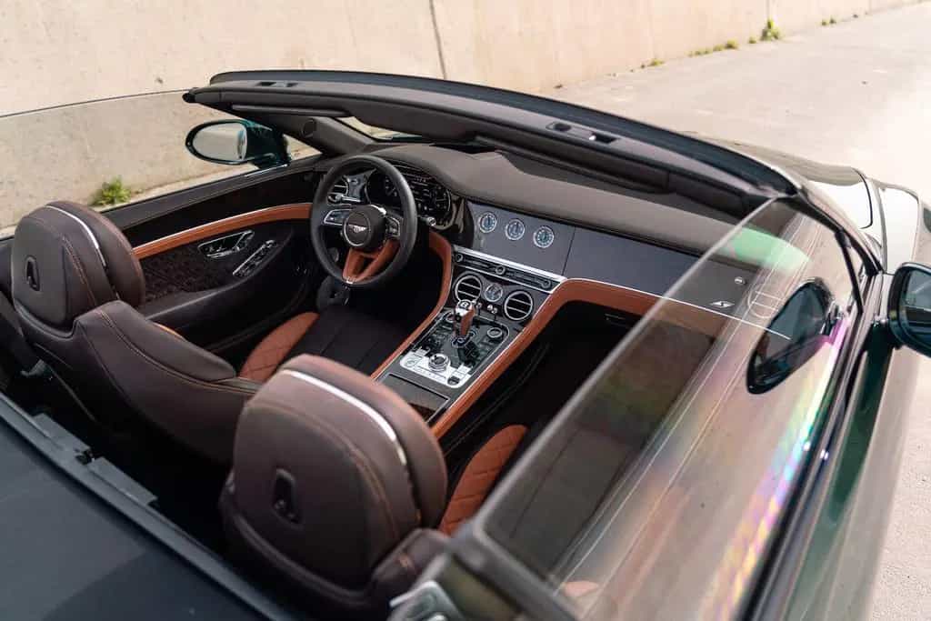 Bentley Continental GTC S 03/2024-photo-17