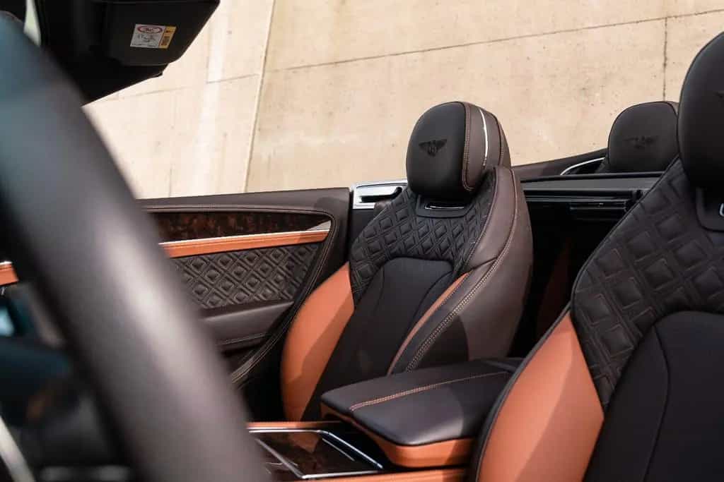 Bentley Continental GTC S 03/2024-photo-23