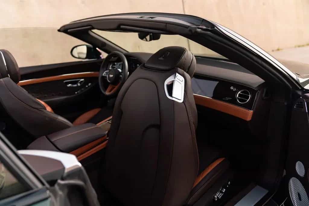Bentley Continental GTC S 03/2024-photo-32