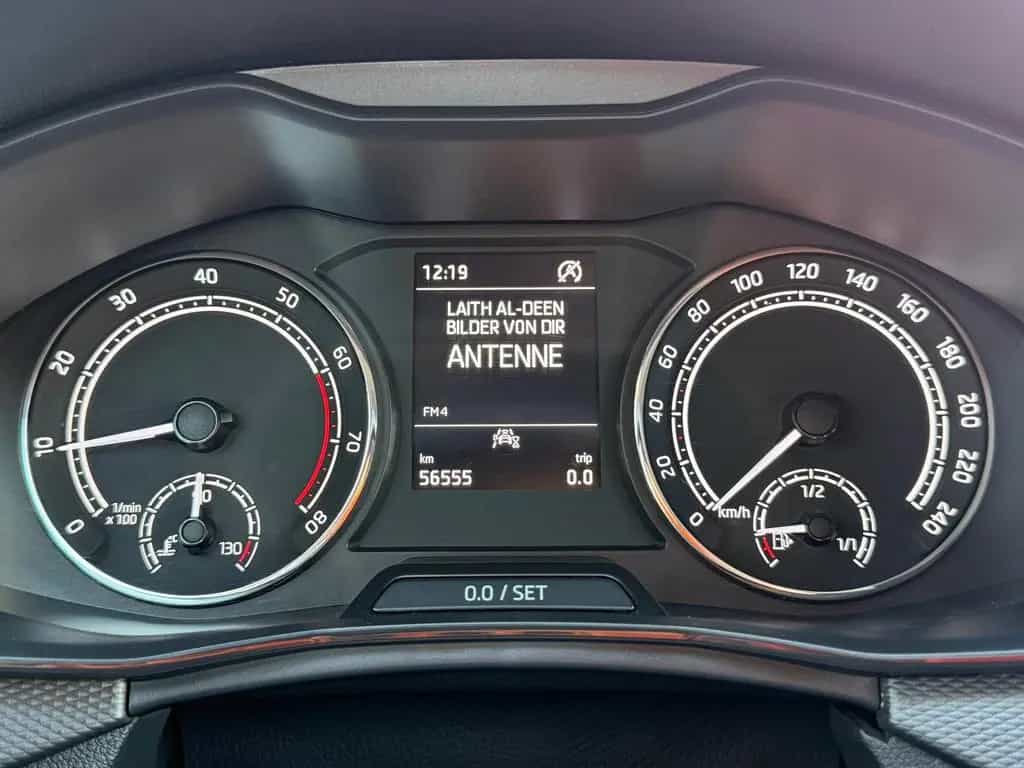 Skoda Kamiq 1.5 TSI ACT Ambition PDC SHZ 03/2021-photo-23