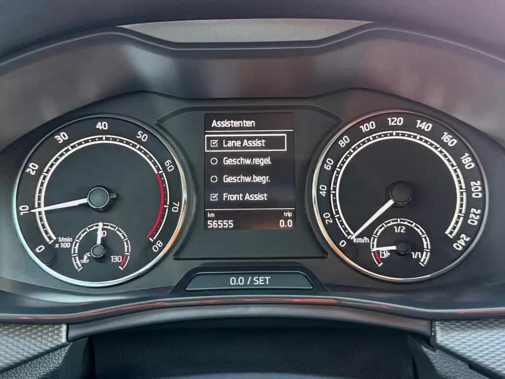 Skoda Kamiq 1.5 TSI ACT Ambition PDC SHZ 03/2021-photo-24
