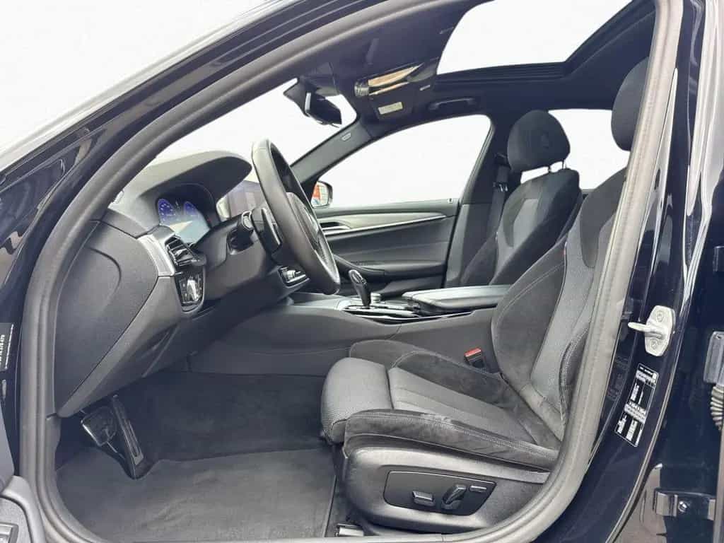 BMW 520 dA M SPORT NaviProf,LED,GSD,Alu19,Kam,Hifi 06/2019-photo-13