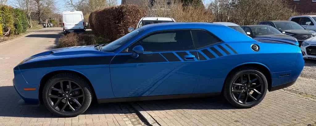 Dodge Challenger Neue Reifen M+S Leder PDC Hinten 09/2022-photo-12