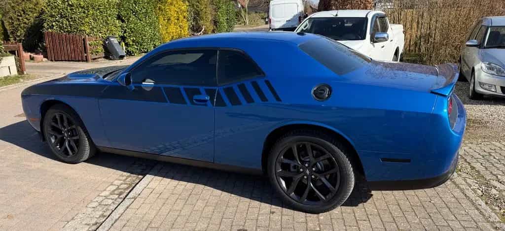 Dodge Challenger Neue Reifen M+S Leder PDC Hinten 09/2022-photo-13