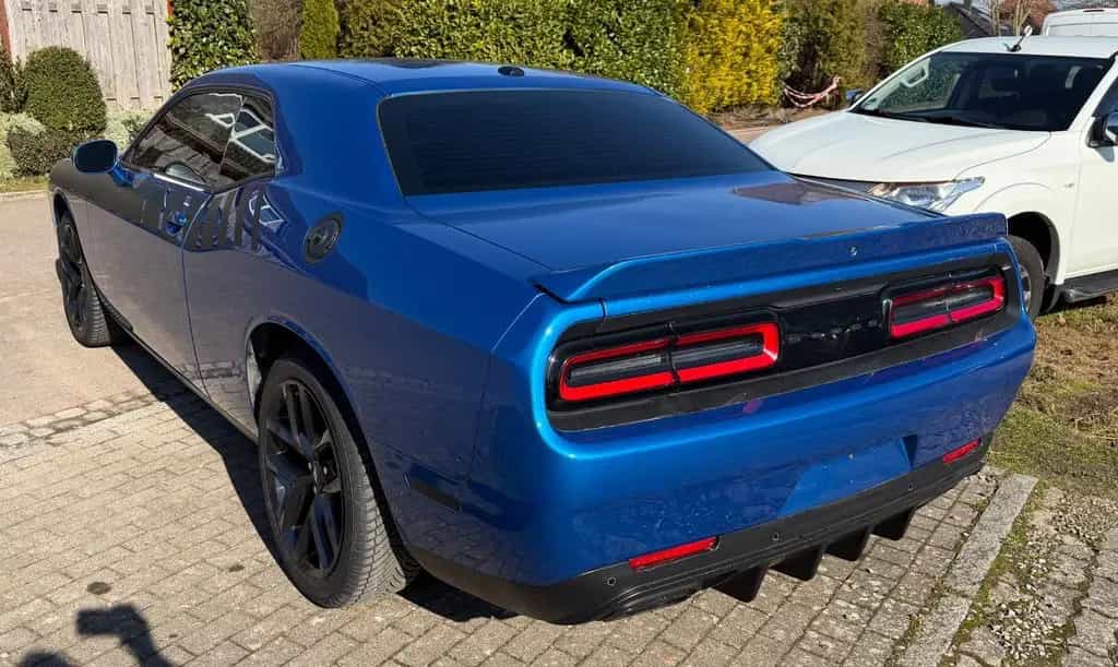 Dodge Challenger Neue Reifen M+S Leder PDC Hinten 09/2022-photo-14