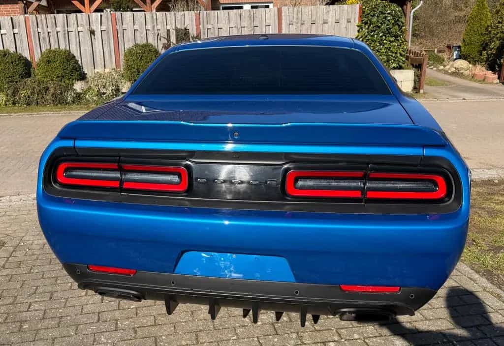 Dodge Challenger Neue Reifen M+S Leder PDC Hinten 09/2022-photo-15