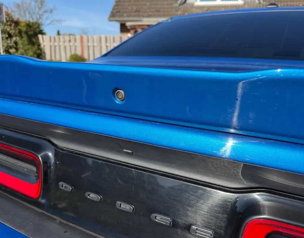 Dodge Challenger Neue Reifen M+S Leder PDC Hinten 09/2022-photo-17