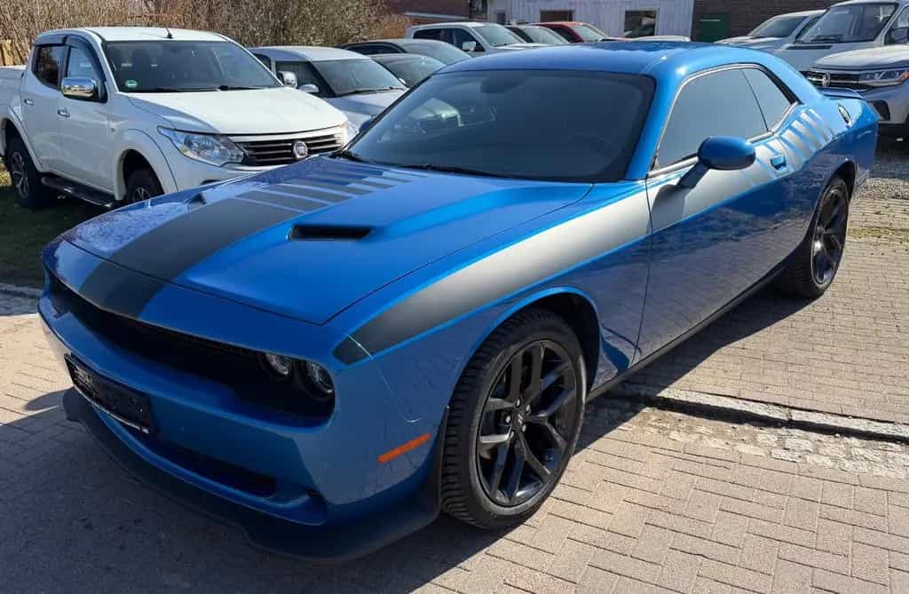 Dodge Challenger Neue Reifen M+S Leder PDC Hinten 09/2022-photo-2