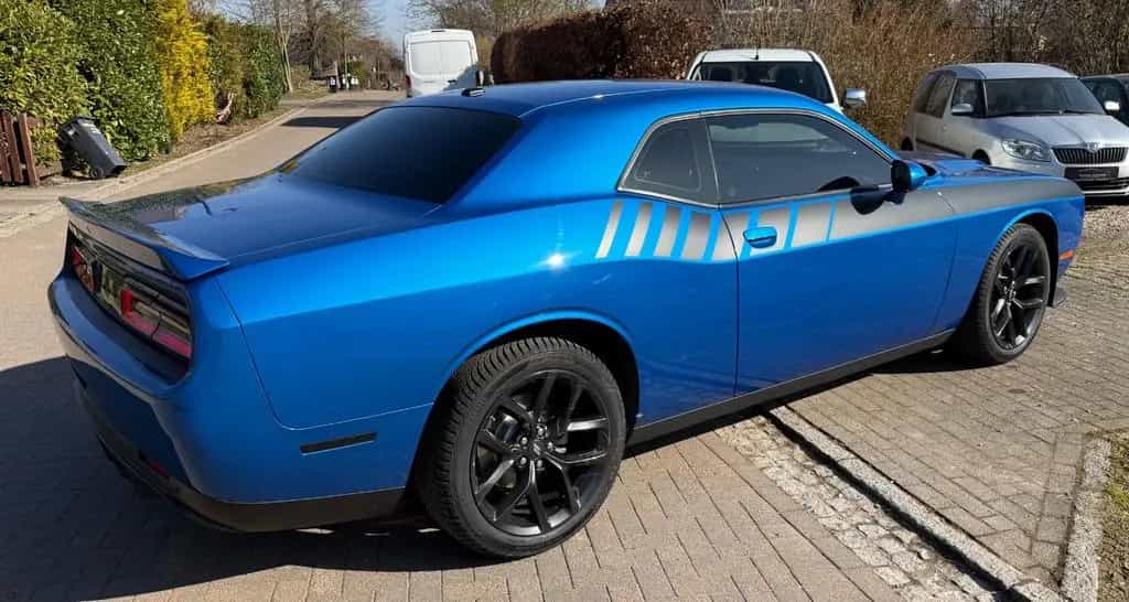 Dodge Challenger Neue Reifen M+S Leder PDC Hinten 09/2022-photo-20
